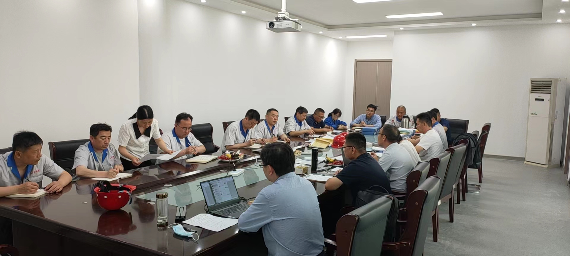 喜訊！鴻瑞公司順利通過(guò)北京恩格威認(rèn)證中心四個(gè)管理體系的現(xiàn)場(chǎng)審核。