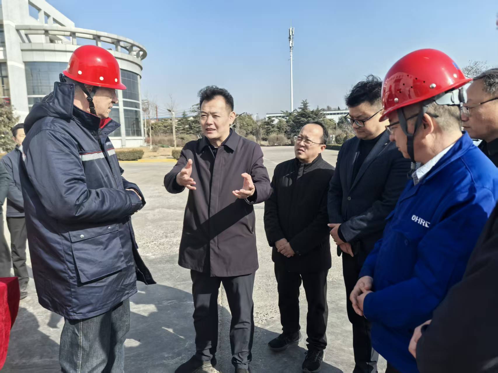 2026年2月20日上午縣委副書記、縣長(zhǎng)張小帆到公司調(diào)研春節(jié)期間的安全生產(chǎn)工作