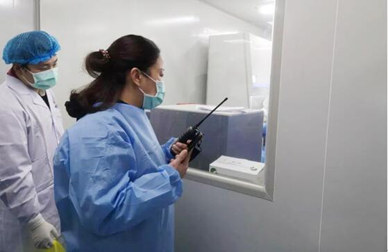提高疫情防控能力，醫(yī)護工作者如何正確使用對講機？
