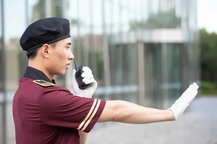 酒店服務行業如何選擇對講機？